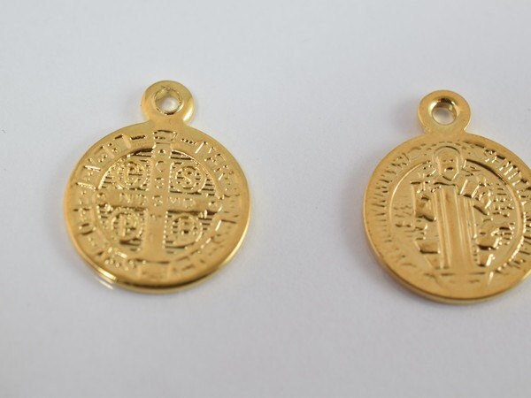 15mm Saint Benito 18k as Gold Filled* Charm GF4104 jewelry making supplies - detail image 4