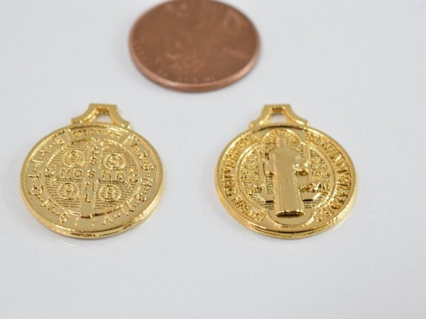 18mm Saint Benito 18k as Gold Filled* Charm GF4103 jewelry making supplies - detail image 3