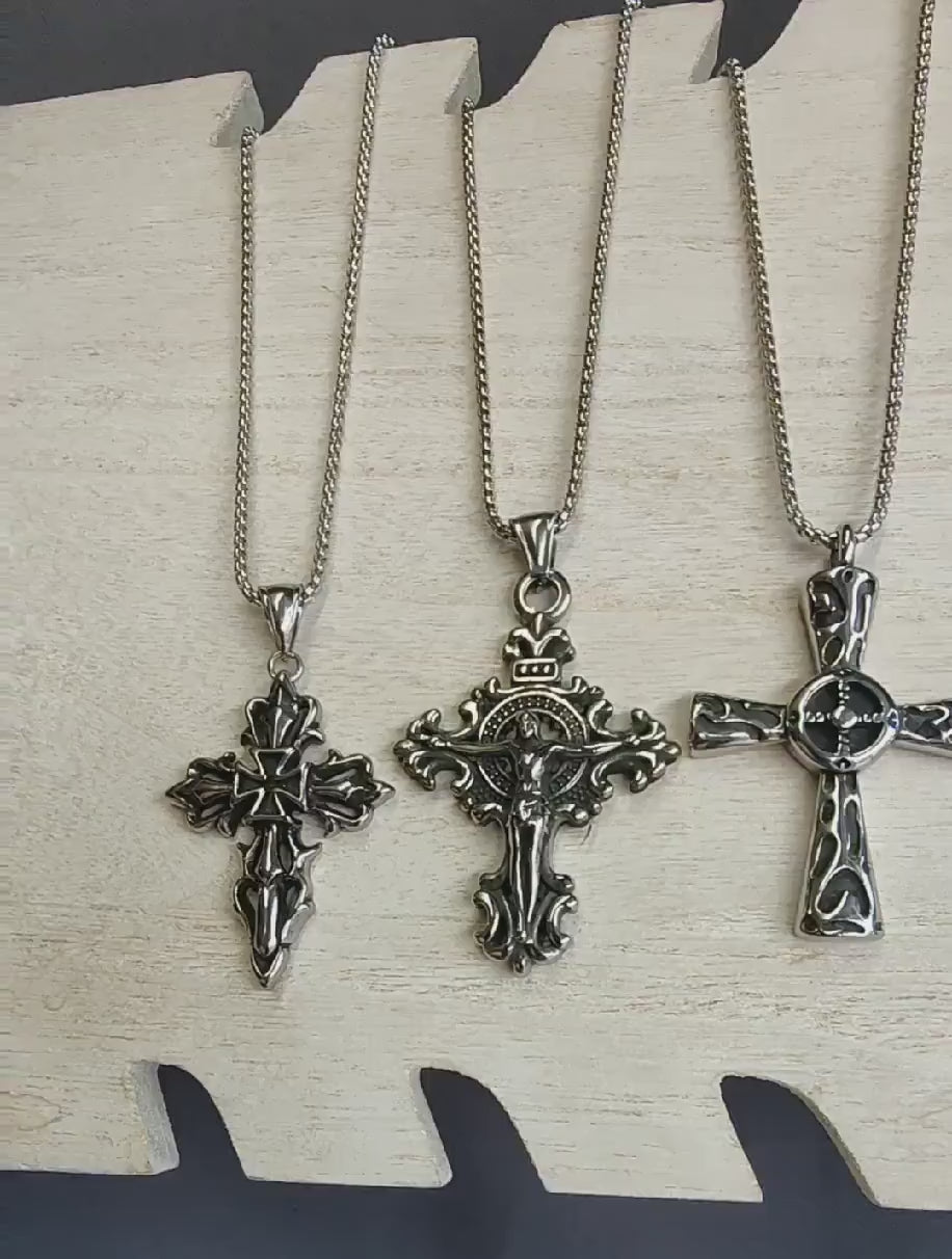 Gothic Cross Pendant: Baroque Jesus Crucifix Design - Durable Stainless Steel, Tarnish Resistant, Five Styles for Necklaces and Gifts