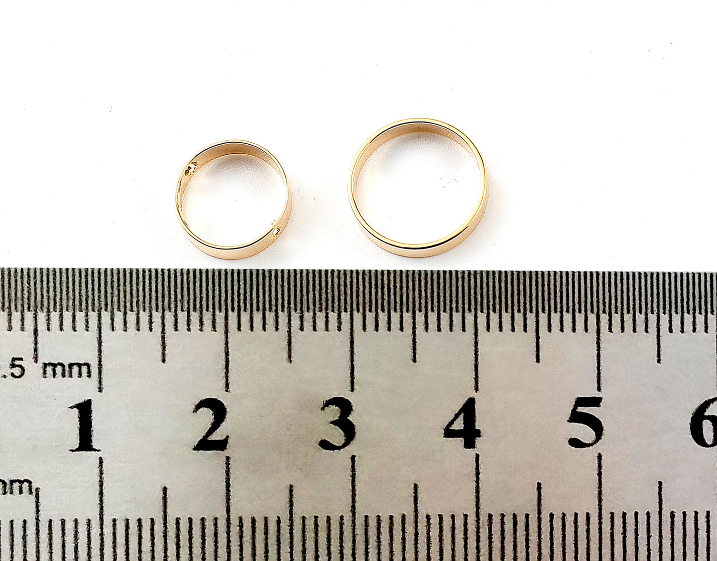 18K Gold Filled EP Circle Jump Rings for Jewelry Making - Multisize Frame Links - BeadsFindingDepot