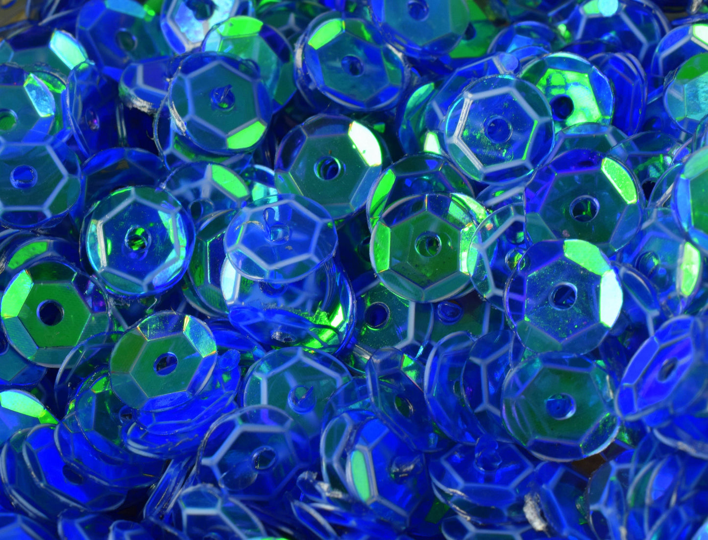 3/4/6mm Blue Clear Green Cup Iridescent Sequins Sheen Round Sequins/Loose Paillettes,Wholesale Sequins,Shimmering Sequin Apparel