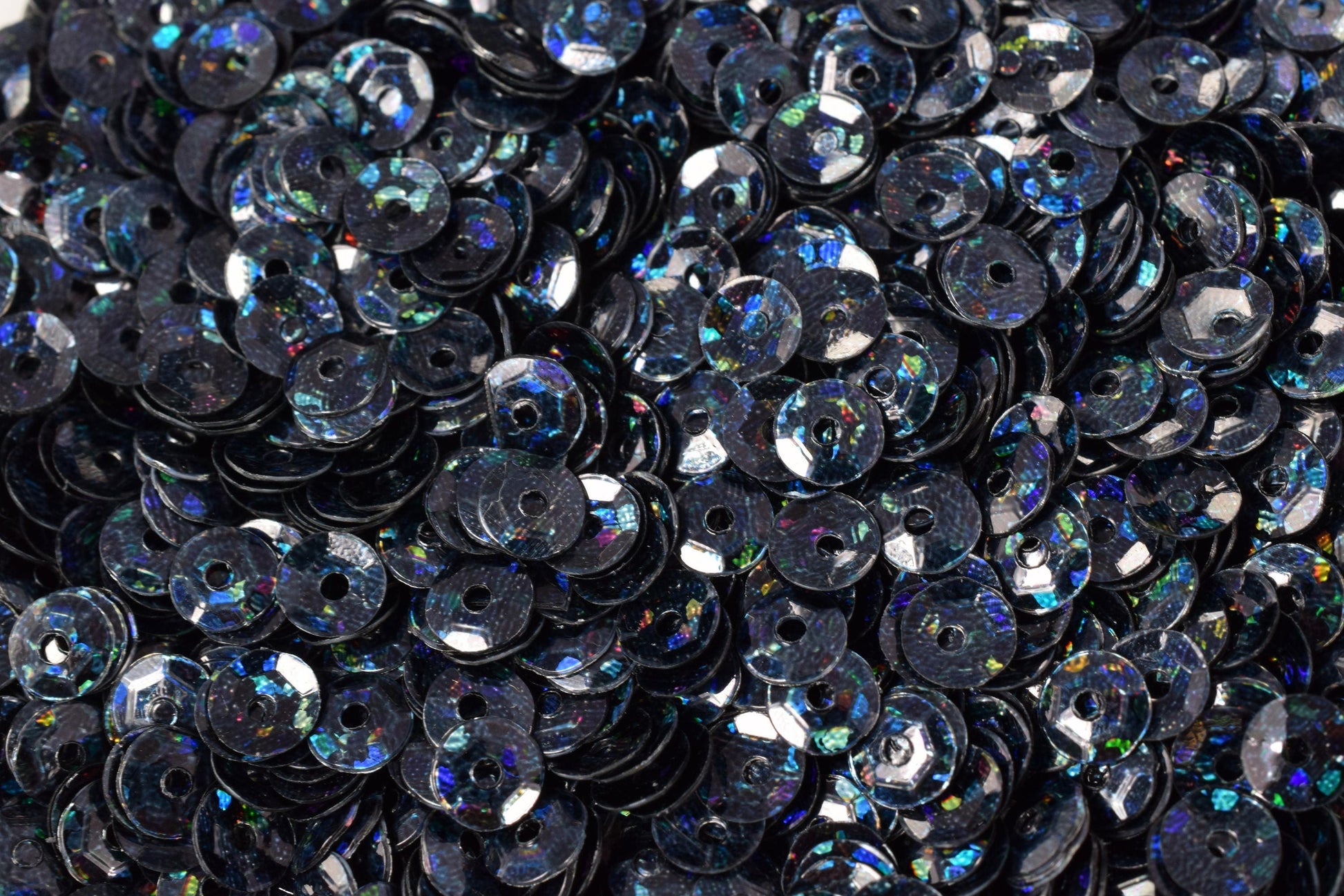4mm Black Blue Iridescent Cup Round Sequins/Loose Paillettes,Decorations,garland,applique,trimssewing,theater,costume,