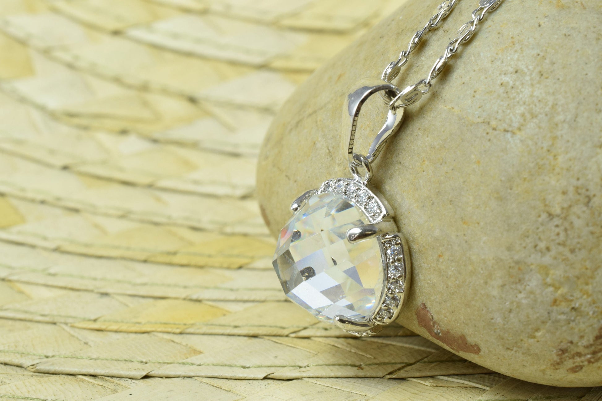 White Gold Filled Bling Bling Pendant Size 19x16mm With CZ Cubic Zirconia Crystal Findings Charm For Jewelry Making