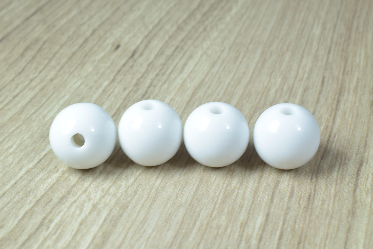14mm White Smooth Plastic Gumball Beads, 14mm Large Smooth, Acrylic Round Ball Beads,White,Large Chunky Acrylic Beads, Smooth Bead