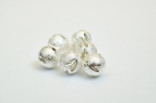 100 PCs Silver Plated Carved Round Beads 6mm/8mm/10mm Diamond Cut