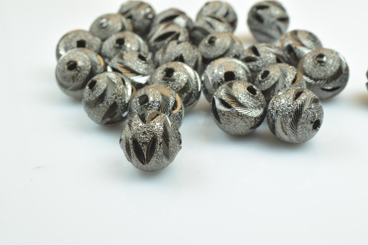 100 PCs Gun Metal Plated Black Carved Round Beads 6mm/8mm/10mm Diamond Cut For Jewelry Making