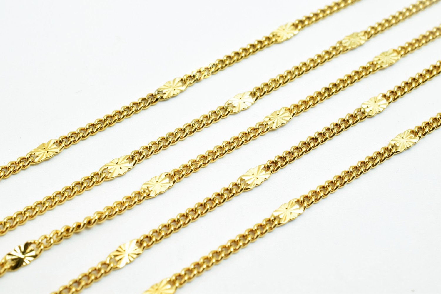 2.5mm 18K Gold Plated* tarnish resistant Chain Sold by Foot For Jewelry Making GFC074