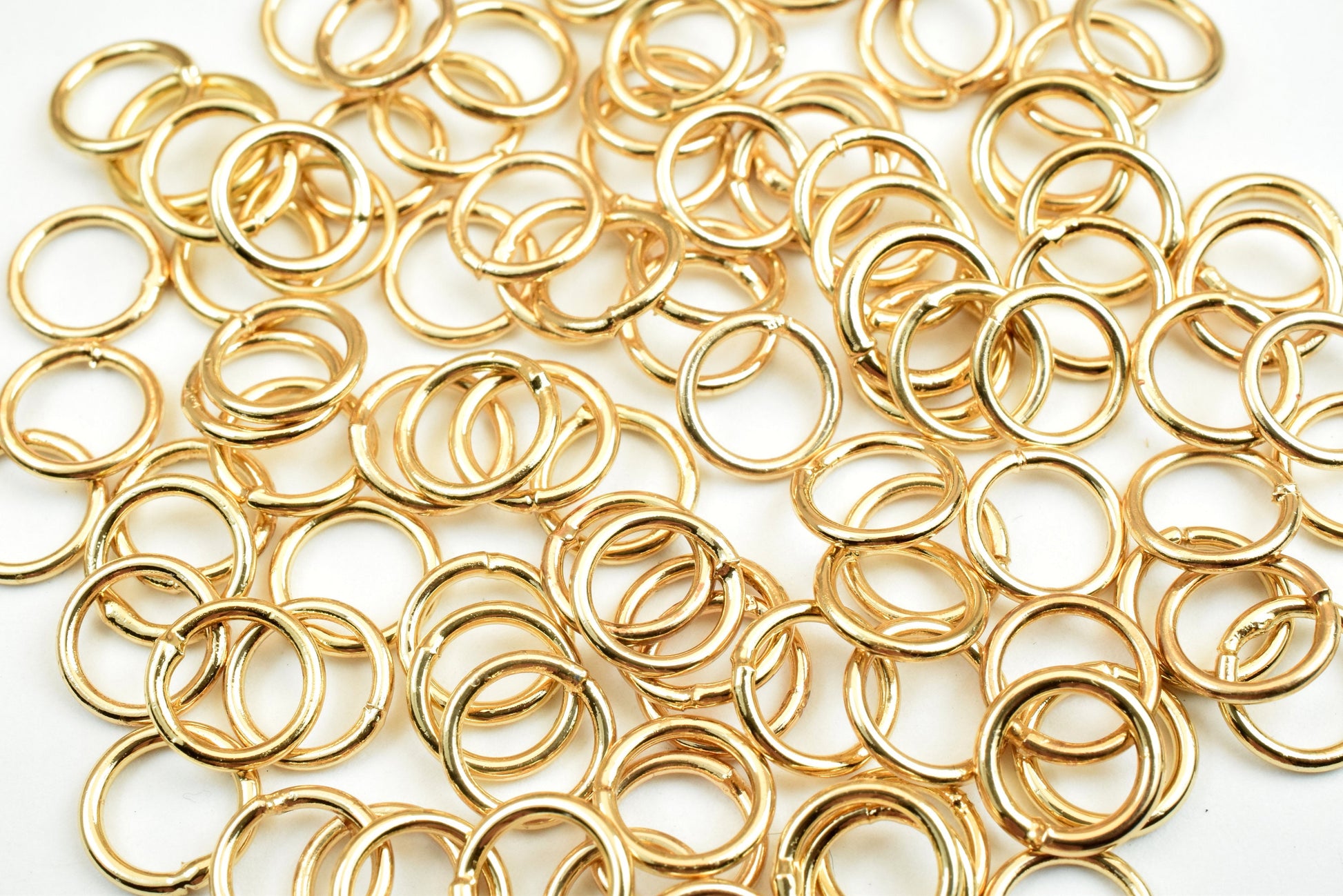 18K Gold Filled Jump Rings Beads, Seamless, Various Sizes, 2mm, 3mm, 4mm, 5mm, 6mm,  8mm, 10mm, 12mm  Spacer Findings Jewelry USA - BeadsFindingDepot