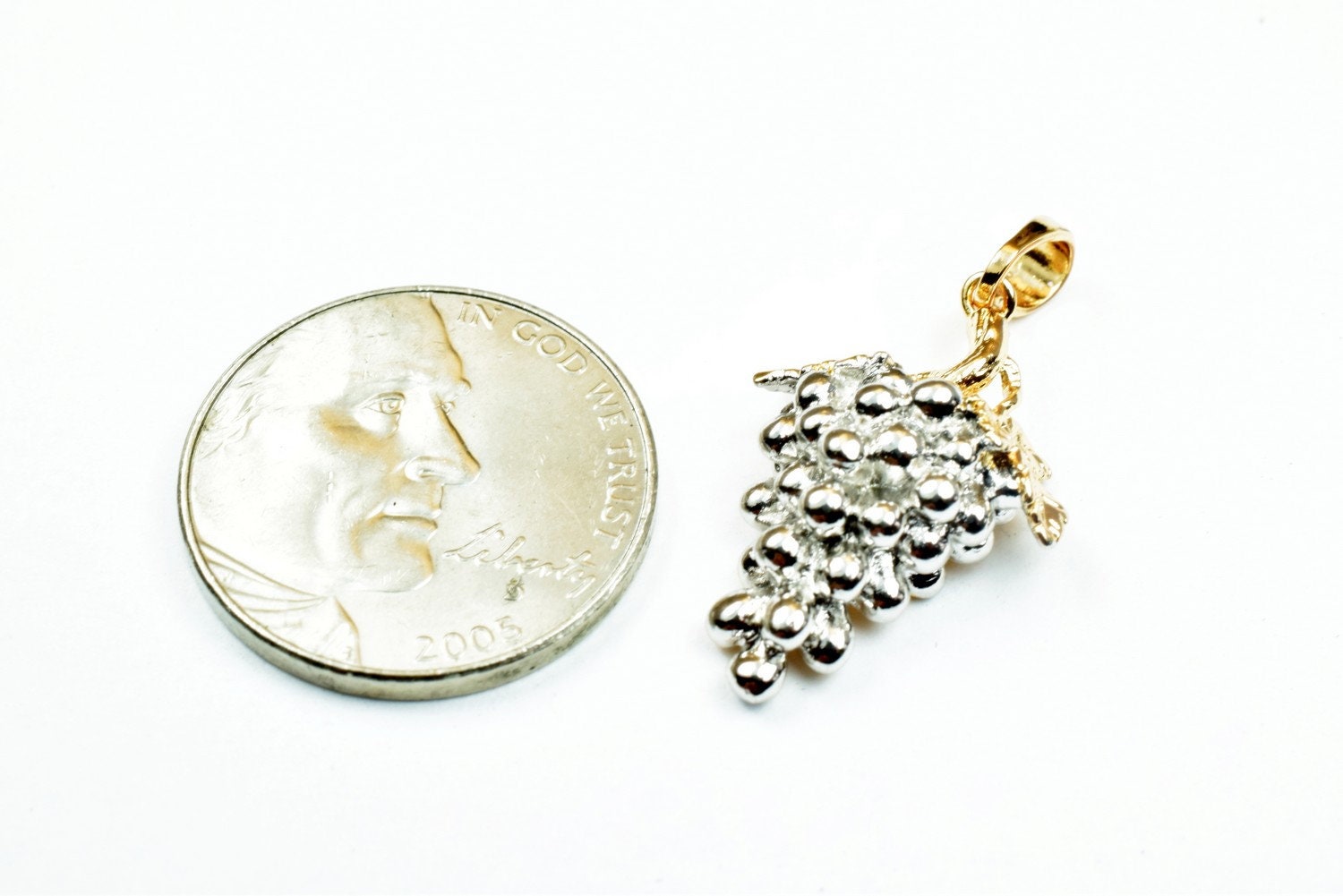 18K as Gold Filled* Bunch of Grapes Pendant Charm Size 23x15mm as Gold Filled* Pendant For Jewelry Making GP148