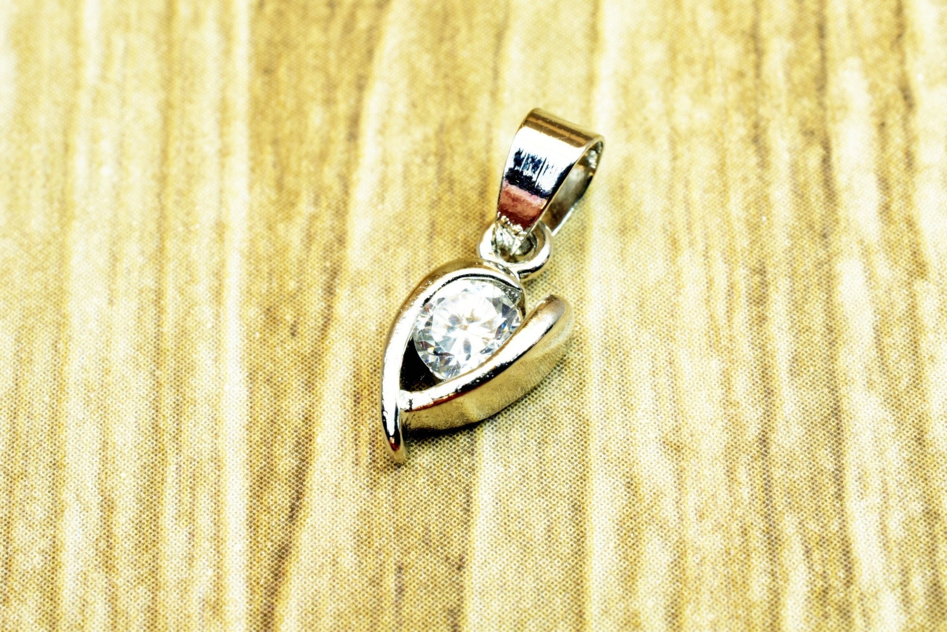 White as Gold Filled* Eye Charm Pendant Size 12x6mm With CZ Cubic Zirconia Rhinestone Crystal Bling Bling Findings For Jewelry Making