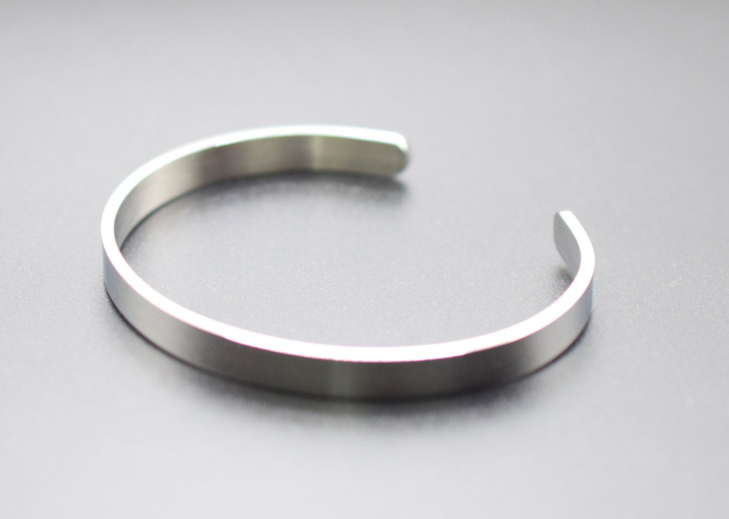 Plain Stainless Steel Bangle Unisex & Adjustable Approx Size 65mm For Jewelry Making width 6mm