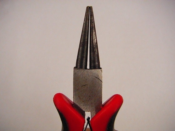 Round needle nose pliers jewelry tool for wire wrapping jewelry plier