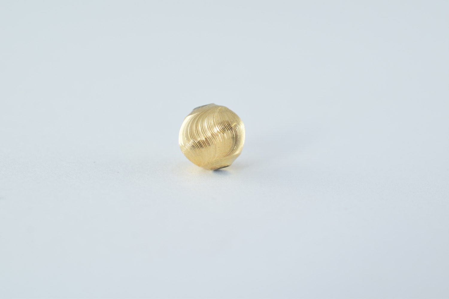 4mm Gold Filled EP Diamond Cut Round Ball Bead GF3163 BeadsFindingDepot